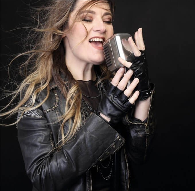 Lametodiacademy.fr - Coaching - Nathalie Griffart - Coach scénique, chanteuse et comédienne